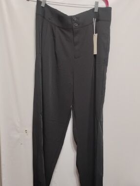 Halara Classic Straight Wide Leg.Black Dress Pants
